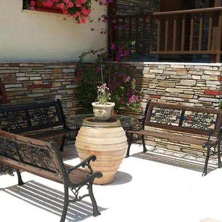 Hotel Markos *
